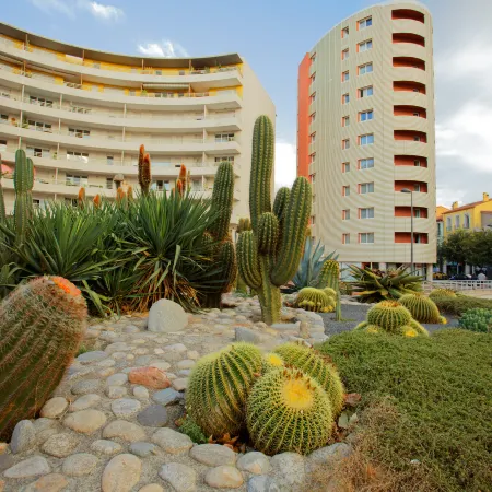 Appart-Hôtel Mer & Golf City Perpignan Centre