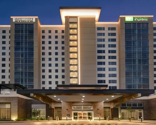 Staybridge Suites HOUSTON - GALLERIA AREA by IHG Các khách sạn gần Công viên Water Wall