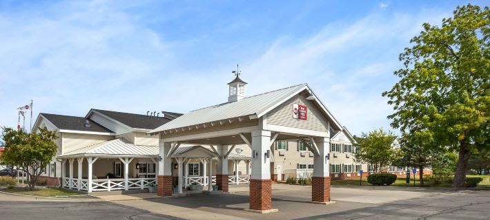 Best Western Plus University Park Inn  Suites Отели в г. Амес