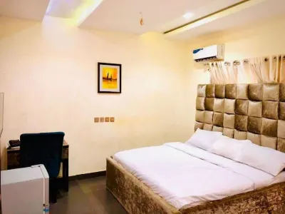 Global Luxury Suites