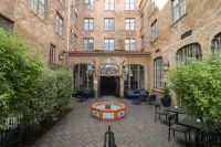 Hotel Petaluma, Tapestry Collection by Hilton Hotels in Petaluma