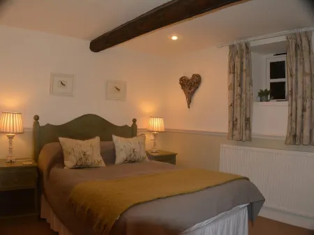 The Castle Arms Inn Отели в г. Снейп вит Торп