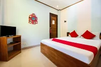 Ester's Place Casa Bonita Inn