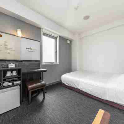 スーパーホテル桑名駅前 Rooms