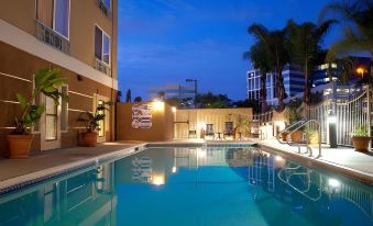 Holiday Inn Express & Suites San Diego-Sorrento Valley
