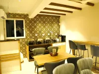 Oak Business Hotel Hotels near Gachibowli