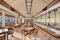 Royal Hotel and Convention Tretes - breakfast