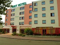 Brit Hotel Nantes la Beaujoire Parc Expo Hotels in La Chapelle-sur-Erdre