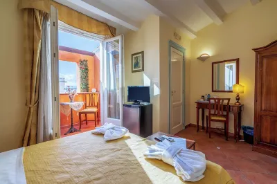 Hotel Mediterraneo Отели в г. Сиракузы
