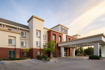 Fairfield Inn & Suites Visalia Tulare Отели в г. Тулар Каунти