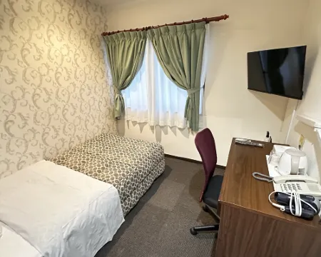 Futsukaichi Green Hotel Hotels in Chikushino