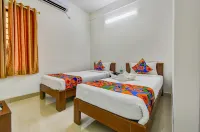 FabHotel P A S Residency - 2 stelle