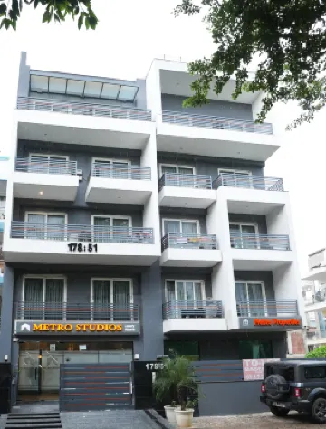 Metro Studios Hotels in 