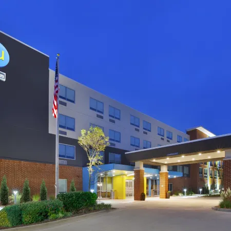 Tru by Hilton Jackson, MI