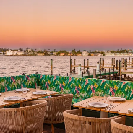 Palm Tree Club Miami Hotel Отели рядом с достопримечательностью «Мимо»