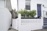 Historic Central Launceston  Getaway: 5 mins from Charles St. Cafe's