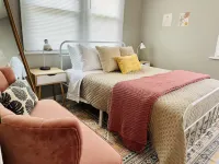 Stay on Spring #5 • Boho • Pet-Friendly • Downtown