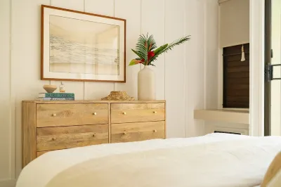 Dreamy Designer Elegance on golf course, walk to beach and resort. Sleeps 4.