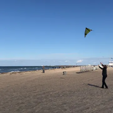 80 m from the beach, everything in view - Anchorage vacation apartment