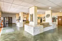 Cozy Studio with Large Patio in Castle Harbour, Los Cristianos