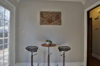 Peoria Heights Haven on the Trail- A Wooded Retreat Close to the Restaurants Hotels in Peoria Heights