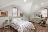 Cheerful Home, 3B, 3B, 2 Blocks to the Ocean