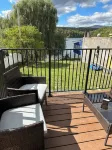 Creekfront Large 5BR Private Hot Tub Kayaks Sauna Arcade Pet Friendly