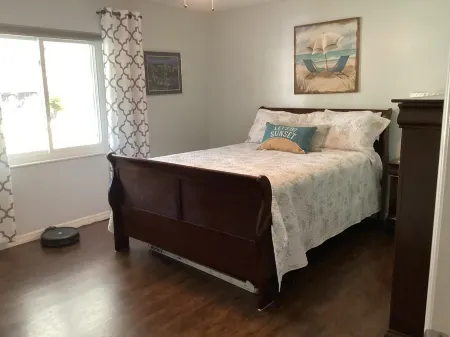 Crystal Cottage your destination to fun in the sun and activities