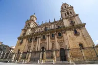 - La Casita Morada - RTA: VFT / JA / 00249