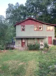 Private Trail Access, Mountain and Creek Views, Short Walk to Town