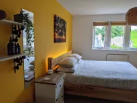 Luxury Detached 4 Bedroom House Semi-Rural Location Hotels near C P Holland and Sons Ltd