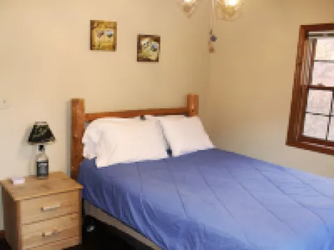 Winetrail Cabin - SIU, Giant City SP, Shawnee Forest, & Cedar Lake minutes away! Hotels in Makanda