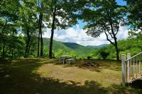 Whittier Mountain Hideaway w/ Breathtaking Views