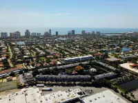 REMODELED LESS THAN 5 MINTUES FROM THE BEACH!!!