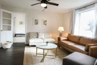The Montford - Frankenmuth's Premier Downtown Retreat - Entire Home