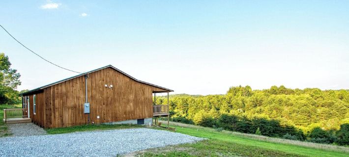 5 Mi to Old Man’s Cave / Hot Tub + Views 勞雷爾住宿飯店