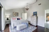 Lake Retreat Near State Park — Seasonal Pool, Hot Tub, Boat Dock, Dogs Welcome