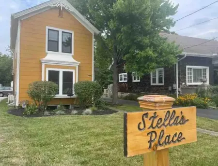 Welcome to Stella's Place - Gorgeous 2 BR Home, In The Heart Of Mason