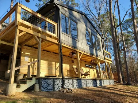 Lakeside Cabin on Lake O' the Pines Tx