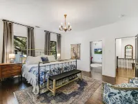 The Ella Norah. A Luxury Retreat. Pool and Spa. Steps to Main Street. - Boutique