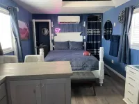 Denim and Diamonds @ The Wild West 40