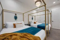 2Sbside Homes 8 Bedrooms, Ultra Heated Rooftop Pools,Arcade,Elevator, Sleeps 23!