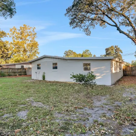 Spacious 5/2 in Orange Park