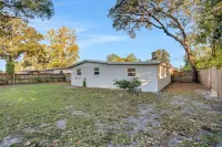 Spacious 5/2 in Orange Park