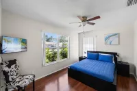 Beautiful Family Pool House  Heated Pool Hotels in Pinellas Park