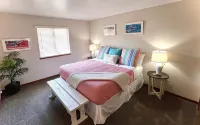 IDEAL Location in Saugatuck - 2 minutes to Downtown & Blue Star Trail @ Frt Door