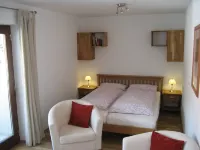 Cozy apartment for 2 persons with mountain views, 200 m to Ski and Hiking area