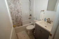 Historic New Bern Charm with Unique Themed Rooms