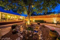 Hot Tub, Game Room, Backyard Oasis, Full Kitchen & More!