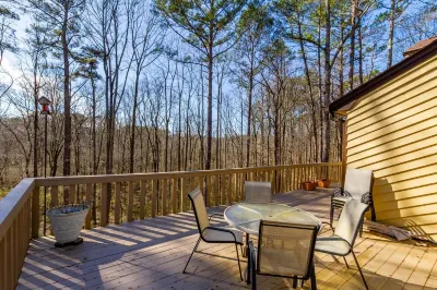 Beautiful Home in Lawrenceville GA, centrally-located